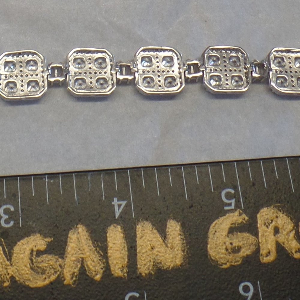 Tiara 9.25 Sterling Silver Infinity Bracelet NWT - Picture 13 of 14